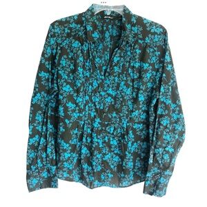 Eddie Bauer Lightweight Cotton Floral Pin Tuck Button Down Shirt